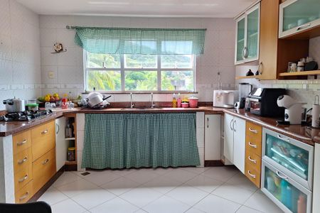 Casa para alugar com 291m², 4 quartos e 4 vagasCozinha