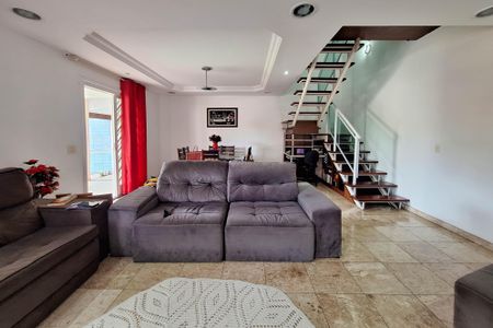 Casa para alugar com 291m², 4 quartos e 4 vagasSala