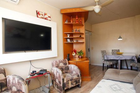Sala de apartamento para alugar com 2 quartos, 57m² em Partenon, Porto Alegre