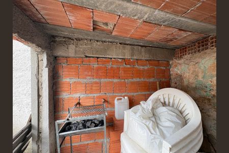 Casa para alugar com 500m², 6 quartos e 3 vagasCasa 3- Porão 