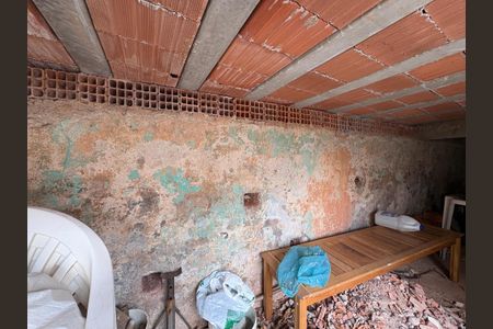 Casa para alugar com 500m², 6 quartos e 3 vagasCasa 3- Porão 
