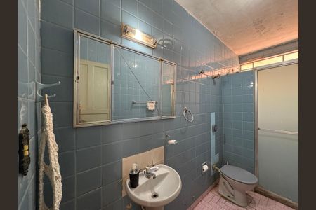 Casa para alugar com 500m², 6 quartos e 3 vagasCasa 2 - Banheiro