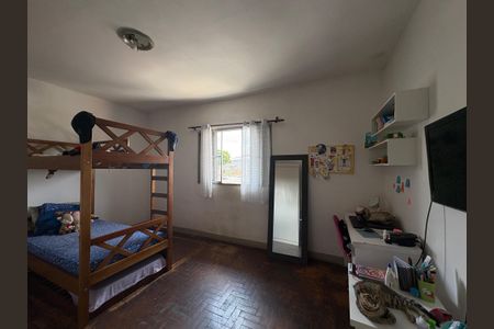 Casa para alugar com 500m², 6 quartos e 3 vagasCasa 2 - Quarto 1