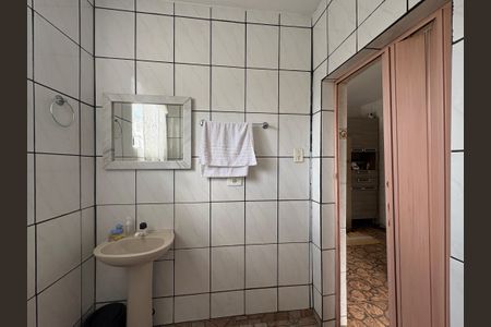 Casa para alugar com 500m², 6 quartos e 3 vagasCasa 3- Banheiro 