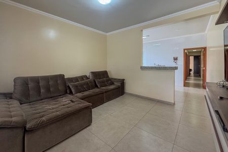Casa à venda com 3 quartos, 173m² em Colonial, Contagem