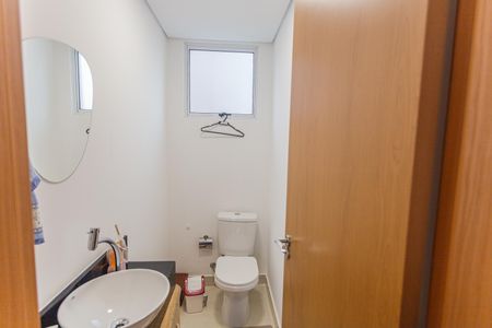 Apartamento à venda com 60m², 2 quartos e 2 vagas Apartamento à venda com 60m², 2 quartos e 2 vagasLavabo na Sala