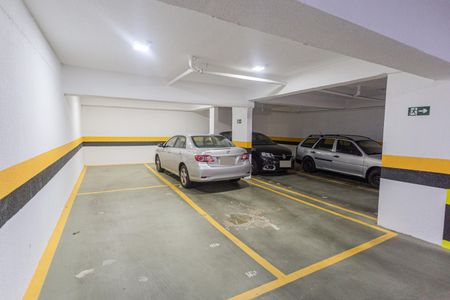 Apartamento à venda com 60m², 2 quartos e 2 vagas Apartamento à venda com 60m², 2 quartos e 2 vagasGaragem