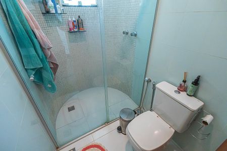 banheiro de casa à venda com 2 quartos, 228m² em Venda Nova, Belo Horizonte