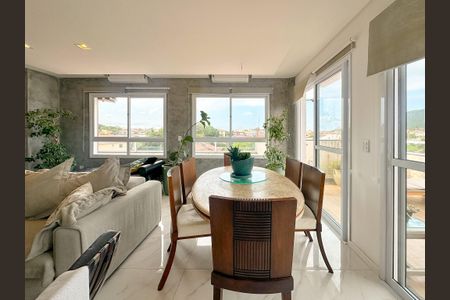 Apartamento para alugar com 180m², 3 quartos e 1 vagaSala de Jantar