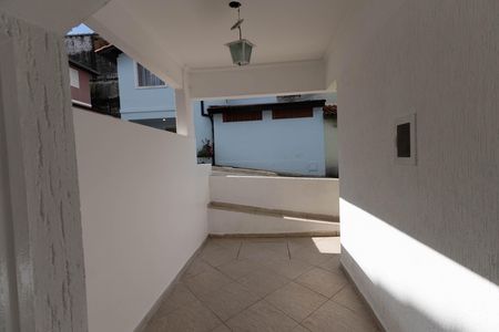 Casa de condomínio à venda com 135m², 3 quartos e 1 vaga Casa de condomínio à venda com 135m², 3 quartos e 1 vagaVaranda