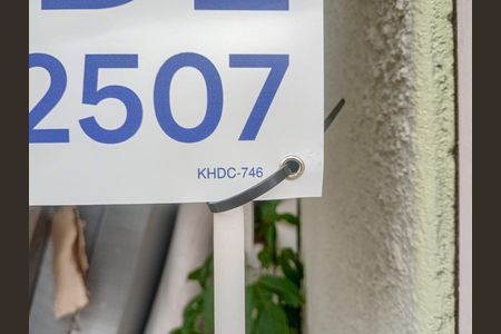 Casa à venda com 150m², 2 quartos e 2 vagasPlaquinha
