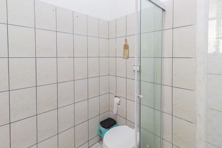 Casa à venda com 150m², 2 quartos e 2 vagasBanheiro 1