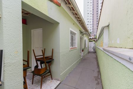 Casa à venda com 150m², 2 quartos e 2 vagasCorredor