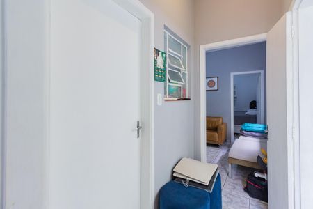 Casa à venda com 150m², 2 quartos e 2 vagasHall de entrada