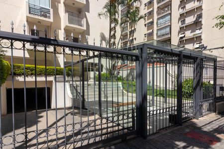 Apartamento para alugar com 90m², 3 quartos e 1 vagaFachada