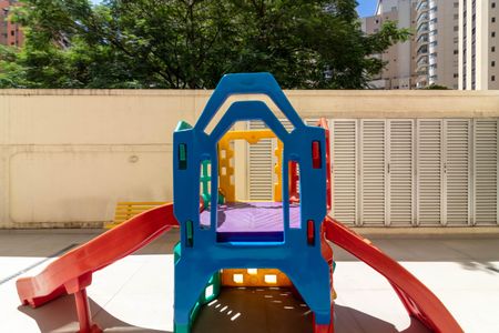 Apartamento para alugar com 90m², 3 quartos e 1 vagaÁrea comum - Playground