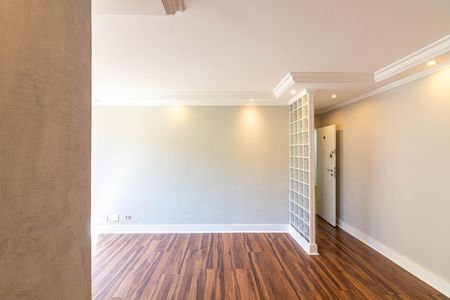 Sala de apartamento para alugar com 3 quartos, 90m² em Vila Olímpia, São Paulo