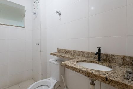 Banheiro  de apartamento para alugar com 1 quarto, 31m² em Parada Inglesa, São Paulo