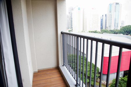 Studio para alugar com 25m², 1 quarto e sem vaga Studio para alugar com 25m², 1 quarto e sem vagaVaranda