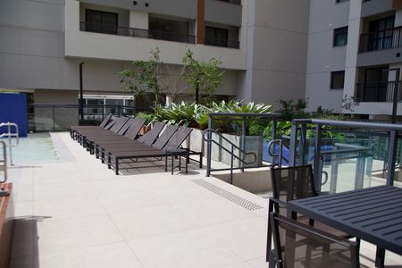Studio para alugar com 25m², 1 quarto e sem vaga Studio para alugar com 25m², 1 quarto e sem vagaPiscina