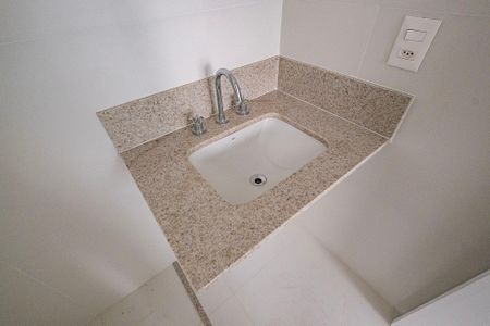 Studio à venda com 42m², 1 quarto e 1 vaga Studio à venda com 42m², 1 quarto e 1 vagaBanheiro