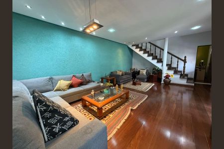 Casa à venda com 4 quartos, 280m² em Serra, Belo Horizonte