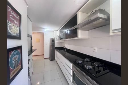 Cozinha de apartamento para alugar com 2 quartos, 113m² em Petrópolis, Porto Alegre