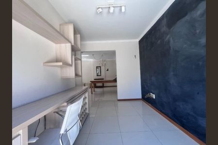 Quarto 1 de apartamento para alugar com 2 quartos, 113m² em Petrópolis, Porto Alegre