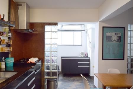 Apartamento para alugar com 82m², 2 quartos e 1 vagaCozinha