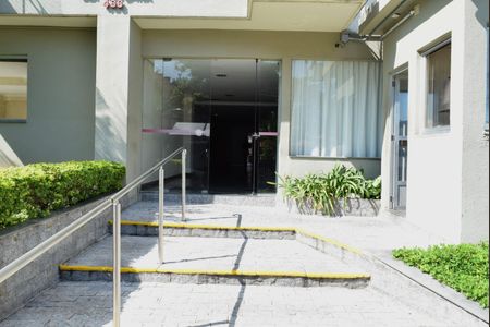 Apartamento para alugar com 82m², 2 quartos e 1 vagaEntrada edifício