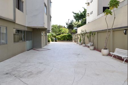 Apartamento para alugar com 82m², 2 quartos e 1 vagaÁrea comum