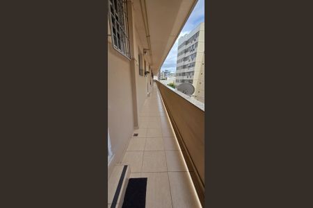 Apartamento à venda com 130m², 3 quartos e 1 vaga Apartamento à venda com 130m², 3 quartos e 1 vagaVaranda