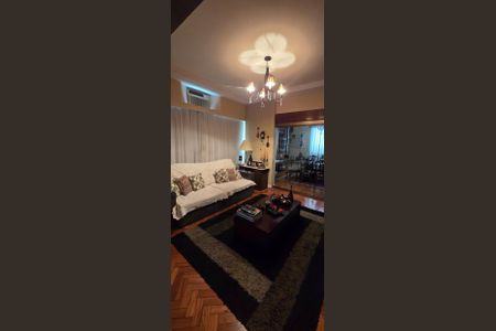 Apartamento à venda com 130m², 3 quartos e 1 vaga Apartamento à venda com 130m², 3 quartos e 1 vagaSala