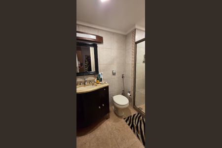 Apartamento à venda com 130m², 3 quartos e 1 vaga Apartamento à venda com 130m², 3 quartos e 1 vagaBanheiro