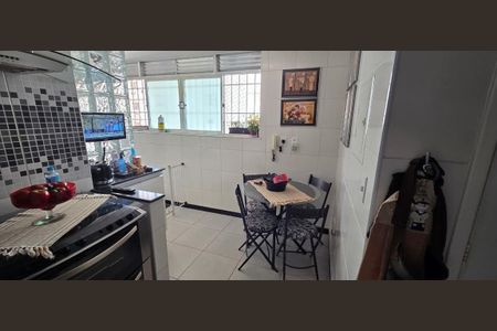 Apartamento à venda com 130m², 3 quartos e 1 vaga Apartamento à venda com 130m², 3 quartos e 1 vagaCozinha