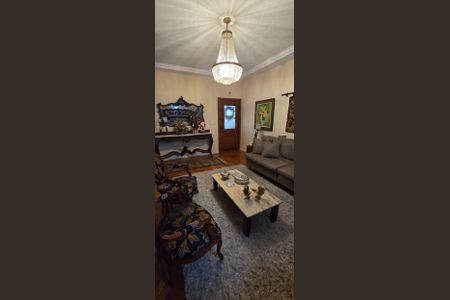 Apartamento à venda com 130m², 3 quartos e 1 vaga Apartamento à venda com 130m², 3 quartos e 1 vagaSala