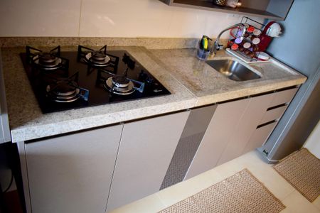 Apartamento para alugar com 71m², 2 quartos e 2 vagasCozinha - Armários
