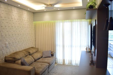 Apartamento para alugar com 71m², 2 quartos e 2 vagasSala