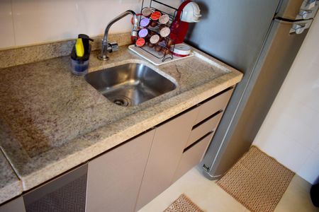 Apartamento para alugar com 71m², 2 quartos e 2 vagasCozinha - Torneira