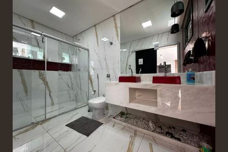 Casa para alugar com 343m², 3 quartos e 5 vagas