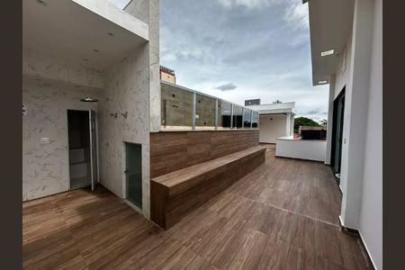 Casa para alugar com 343m², 3 quartos e 5 vagas