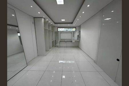 Casa para alugar com 343m², 3 quartos e 5 vagas