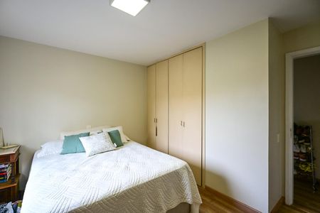 Casa de condomínio para alugar com 300m², 3 quartos e 4 vagasQuarto 2
