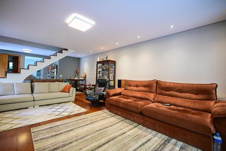 Sala de casa de condomínio para alugar com 3 quartos, 300m² em Vila Progredior, São Paulo