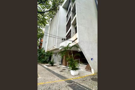 Apartamento para alugar com 142m², 3 quartos e 1 vaga