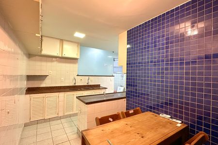 Apartamento para alugar com 142m², 3 quartos e 1 vaga