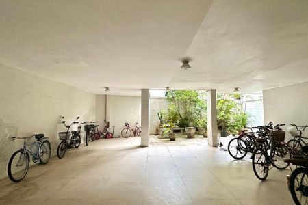 Apartamento para alugar com 142m², 3 quartos e 1 vaga