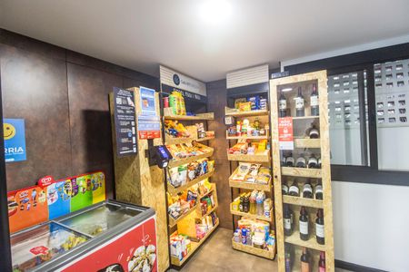 Apartamento para alugar com 182m², 2 quartos e 2 vagasMercado