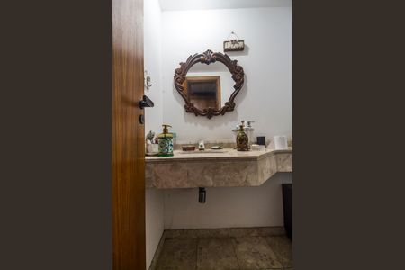 Apartamento para alugar com 182m², 2 quartos e 2 vagasLavabo