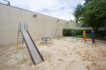 Apartamento à venda com 96m², 2 quartos e 1 vagaÁrea comum - Playground